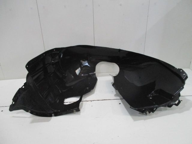 bontott AUDI TT Bal első Dobbetét (Kerékjárati, Műanyag)