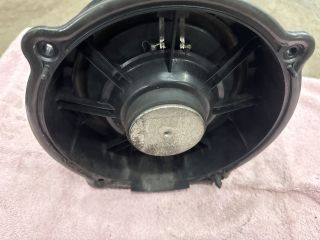 bontott AUDI TT Bal első Hangszóró