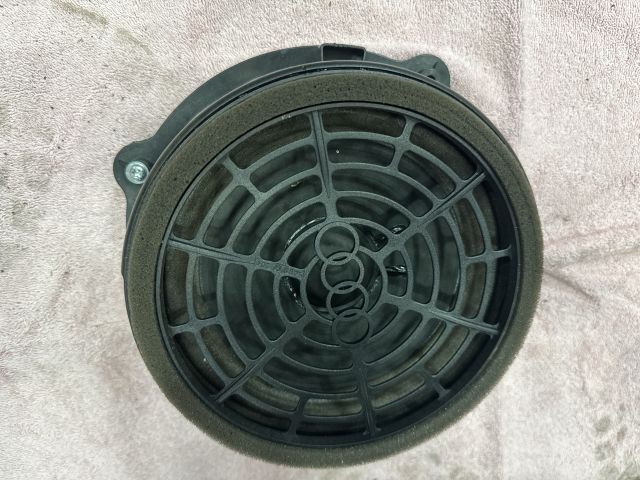 bontott AUDI TT Bal első Hangszóró