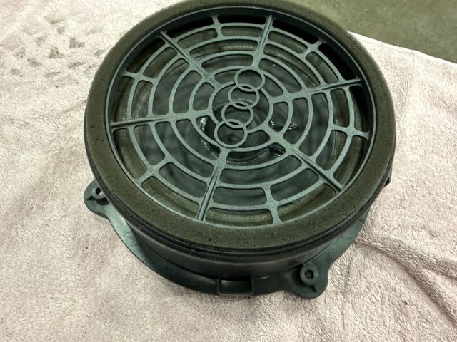 bontott AUDI TT Bal első Hangszóró