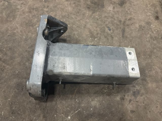 bontott AUDI TT Bal első Hossznyúlvány