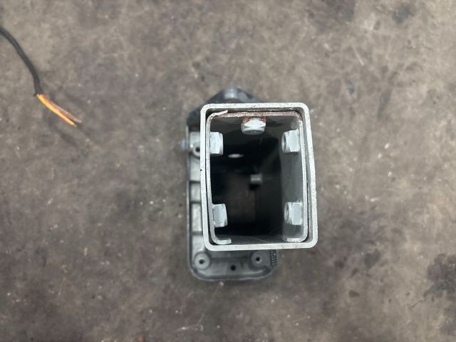 bontott AUDI TT Bal első Hossznyúlvány