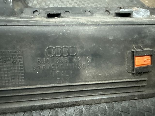 bontott AUDI TT Bal első Küszöb Díszléc