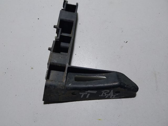 bontott AUDI TT Bal első Lökhárító Tartó (Műanyag)