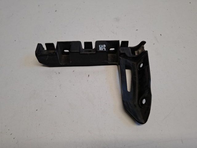 bontott AUDI TT Bal első Oldal Lökhárító Tartó (Műanyag)