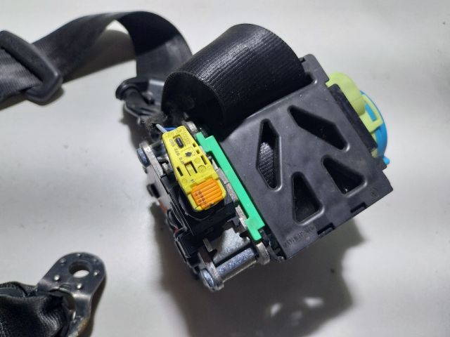 bontott AUDI TT Bal első Övfeszítő