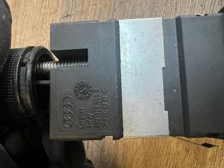 bontott AUDI TT Bal első Ülésfűtés Kapcsoló