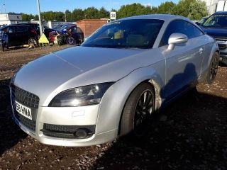 bontott AUDI TT Bal első Ütközéscsillapító