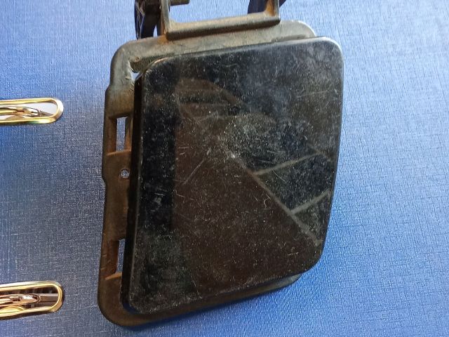 bontott AUDI TT Bal Fényszórómosó Fedél