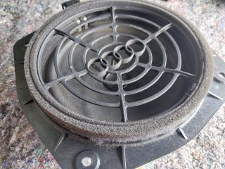 bontott AUDI TT Bal hátsó Hangszóró