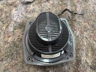 bontott AUDI TT Bal hátsó Hangszóró