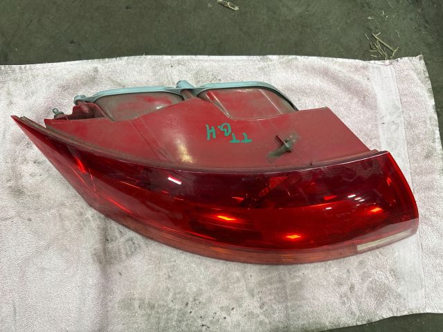 bontott AUDI TT Bal Hátsó Lámpa