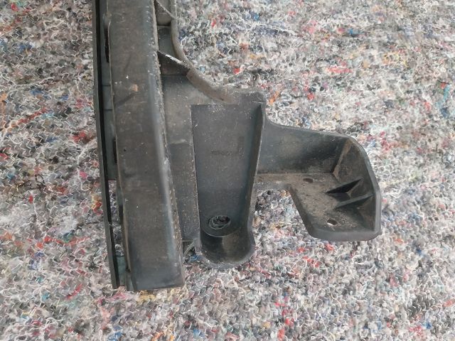 bontott AUDI TT Bal hátsó Lökhárító Tartó (Műanyag)