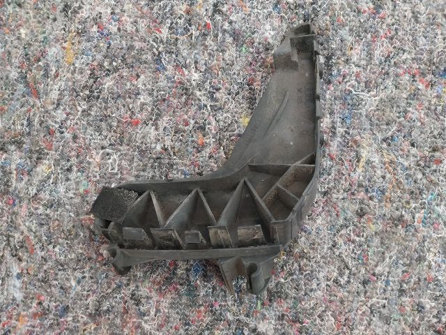 bontott AUDI TT Bal hátsó Oldal Lökhárító Tartó (Műanyag)