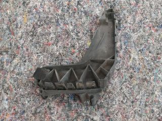 bontott AUDI TT Bal hátsó Oldal Lökhárító Tartó (Műanyag)