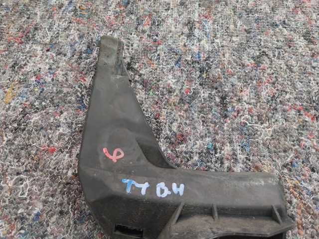 bontott AUDI TT Bal hátsó Oldal Lökhárító Tartó (Műanyag)