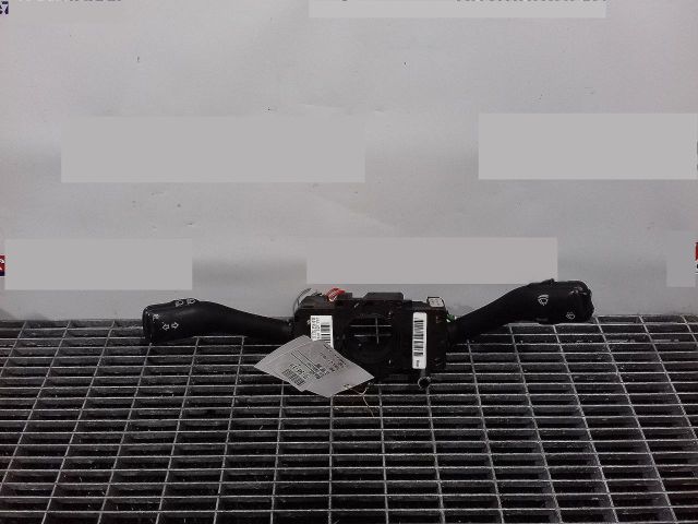 bontott AUDI TT Bal Kormánykapcsoló Irányjelző