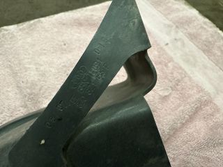 bontott AUDI TT Bal Sárvédő Oldaltartó