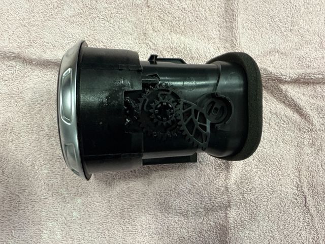 bontott AUDI TT Bal Szellőző