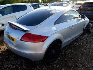 bontott AUDI TT Csomagtérajtó Bal Zsanér