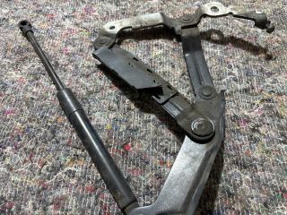 bontott AUDI TT Csomagtérajtó Bal Zsanér