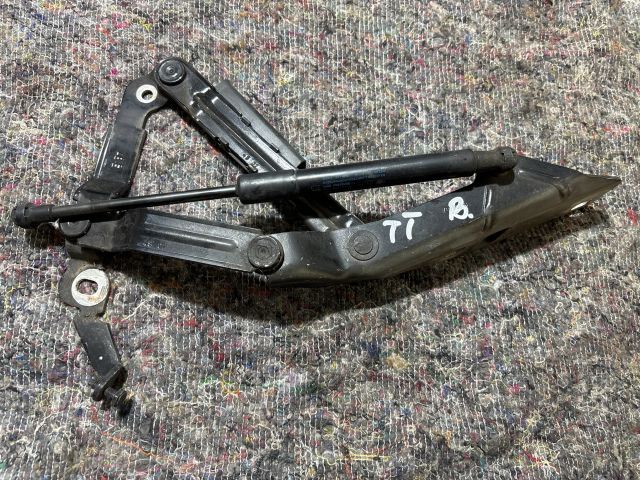 bontott AUDI TT Csomagtérajtó Bal Zsanér