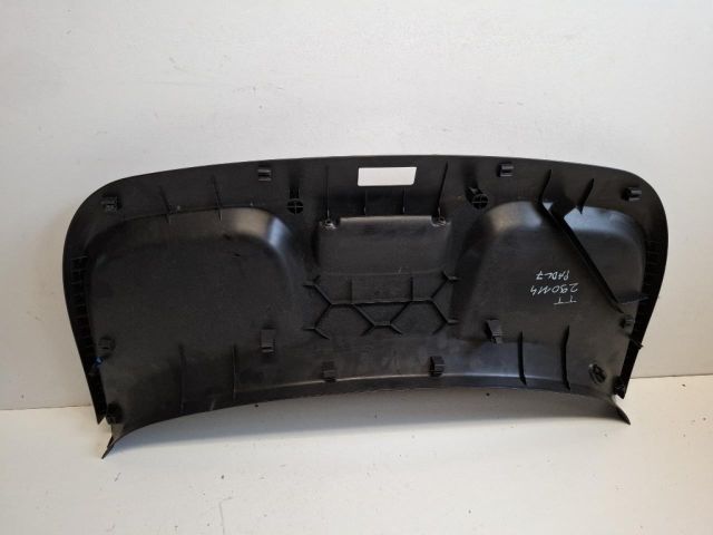 bontott AUDI TT Csomagtérajtó Burkolat Alsó