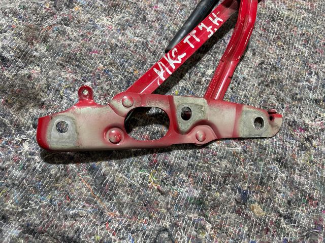 bontott AUDI TT Csomagtérajtó Jobb Zsanér