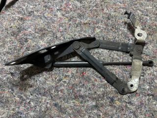 bontott AUDI TT Csomagtérajtó Jobb Zsanér