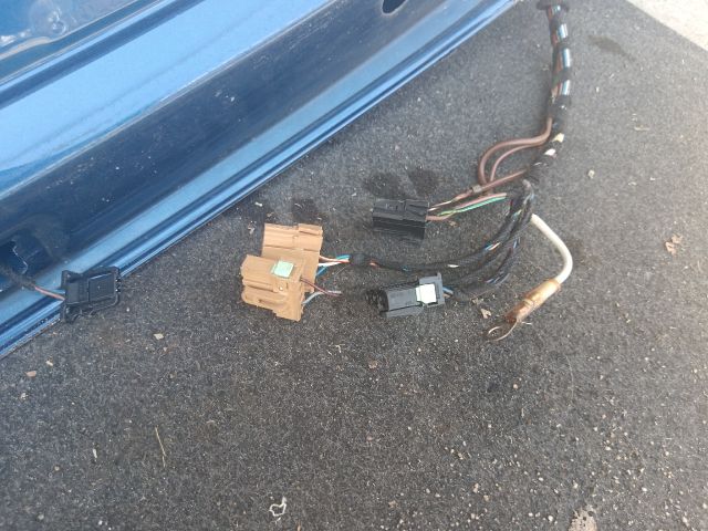 bontott AUDI TT Csomagtérajtó (Részeivel)