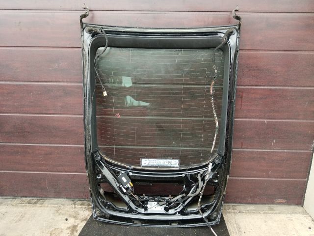 bontott AUDI TT Csomagtérajtó (Részeivel)