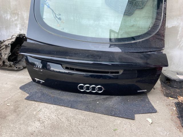 bontott AUDI TT Csomagtérajtó (Részeivel)