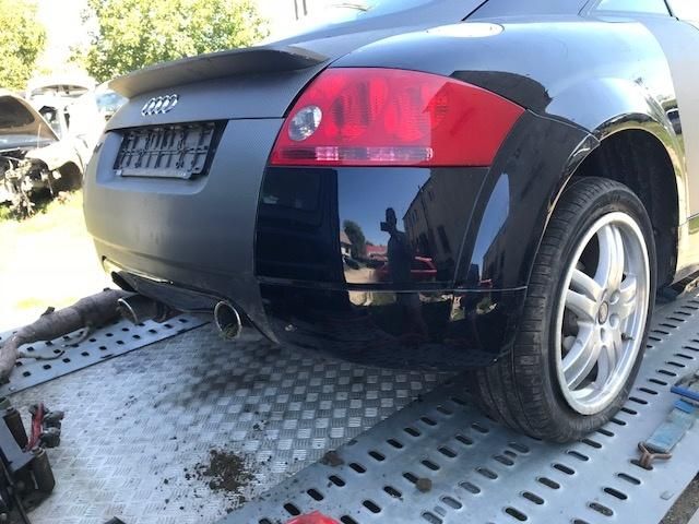 bontott AUDI TT Csomagtérajtó Zárszerkezet