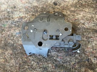 bontott AUDI TT Csomagtérajtó Zárszerkezet