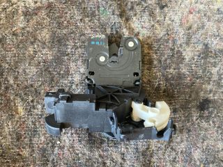 bontott AUDI TT Csomagtérajtó Zárszerkezet