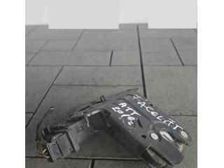 bontott AUDI TT Csomagtérajtó Zárszerkezet