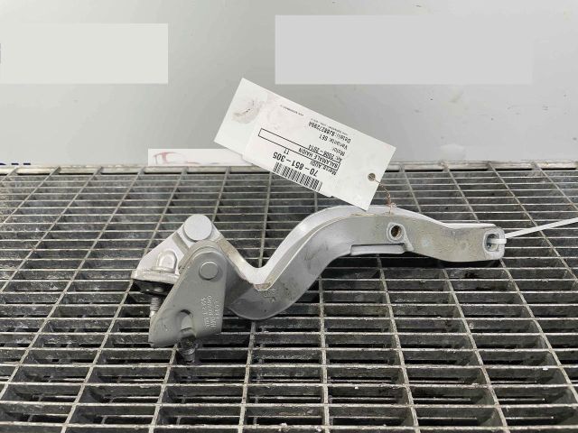 bontott AUDI TT Csomagtérajtó Zsanér