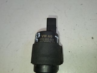 bontott AUDI TT Első Ablakmosó Szivattyú