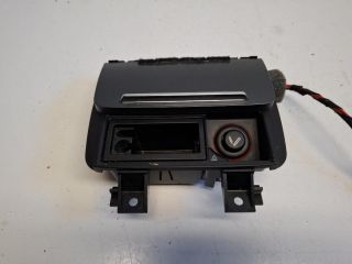 bontott AUDI TT Első Hamutartó