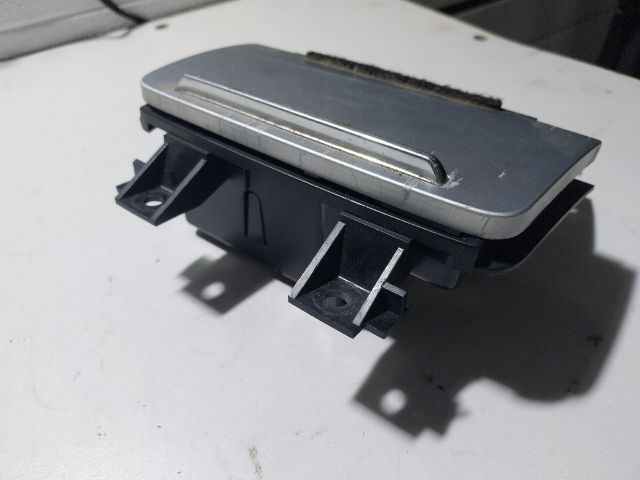 bontott AUDI TT Első Hamutartó