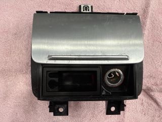 bontott AUDI TT Első Hamutartó