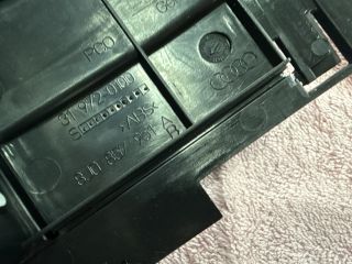 bontott AUDI TT Első Hamutartó