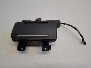 bontott AUDI TT Első Hamutartó