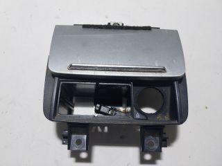 bontott AUDI TT Első Hamutartó