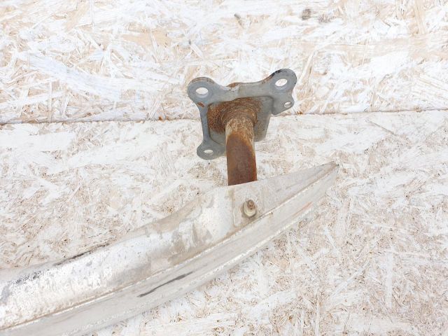 bontott AUDI TT Első Lökhárító Merevítő (Fém)