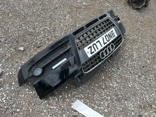 bontott AUDI TT Első Lökhárító (Részeivel)