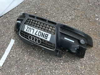 bontott AUDI TT Első Lökhárító (Részeivel)