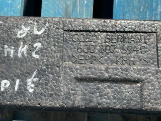 bontott AUDI TT Első Lökhárító Ütközés Elnyelő Hab