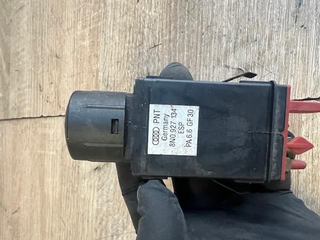 bontott AUDI TT ESP Kapcsoló