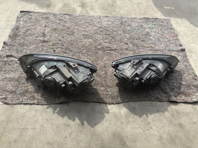 bontott AUDI TT Fényszóró Pár